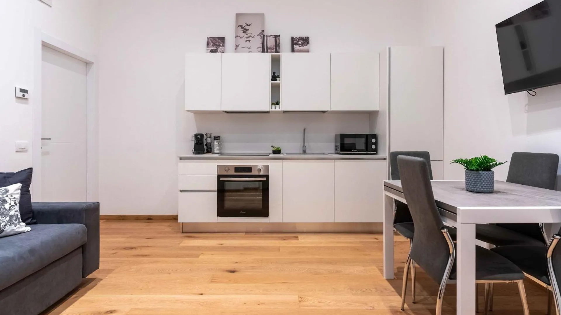 Apartment Appartamento Duomo Di Milano Italy